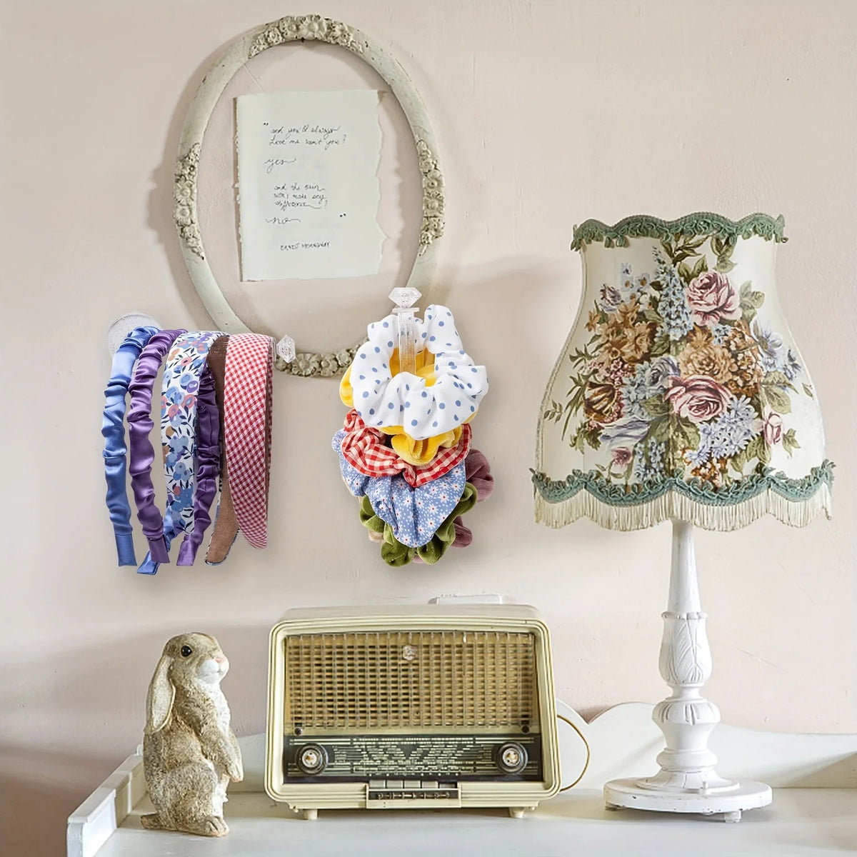 supports muraux accessoires coiffure élastiques bandeaux paillettes effet scintillant shabby chic vintage adhésif fixations