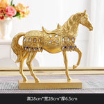 statue cheval décoré argenté doré motifs floraux géométriques ornementaux décoration intérieure statuaire métallique nuances