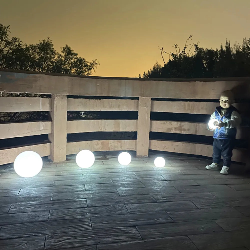 veilleuse led rechargeable boule lumineuse couleur changeante rgb télécommande décoration moderne fêtes vacances blanc