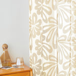 rideau moderne polyester jacquard fleurs stylisées transparent blanc beige maison hospitalité 132x243cm