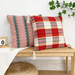 housses coussins carrées jacquard géométriques coton linge adhésives boho chic rouges blanches vertes maison