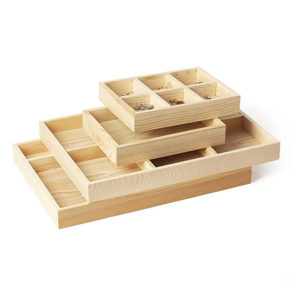 plateau présentation bijoux bois clair moderne respectueux environnement multifonctionnalités compartments rangement