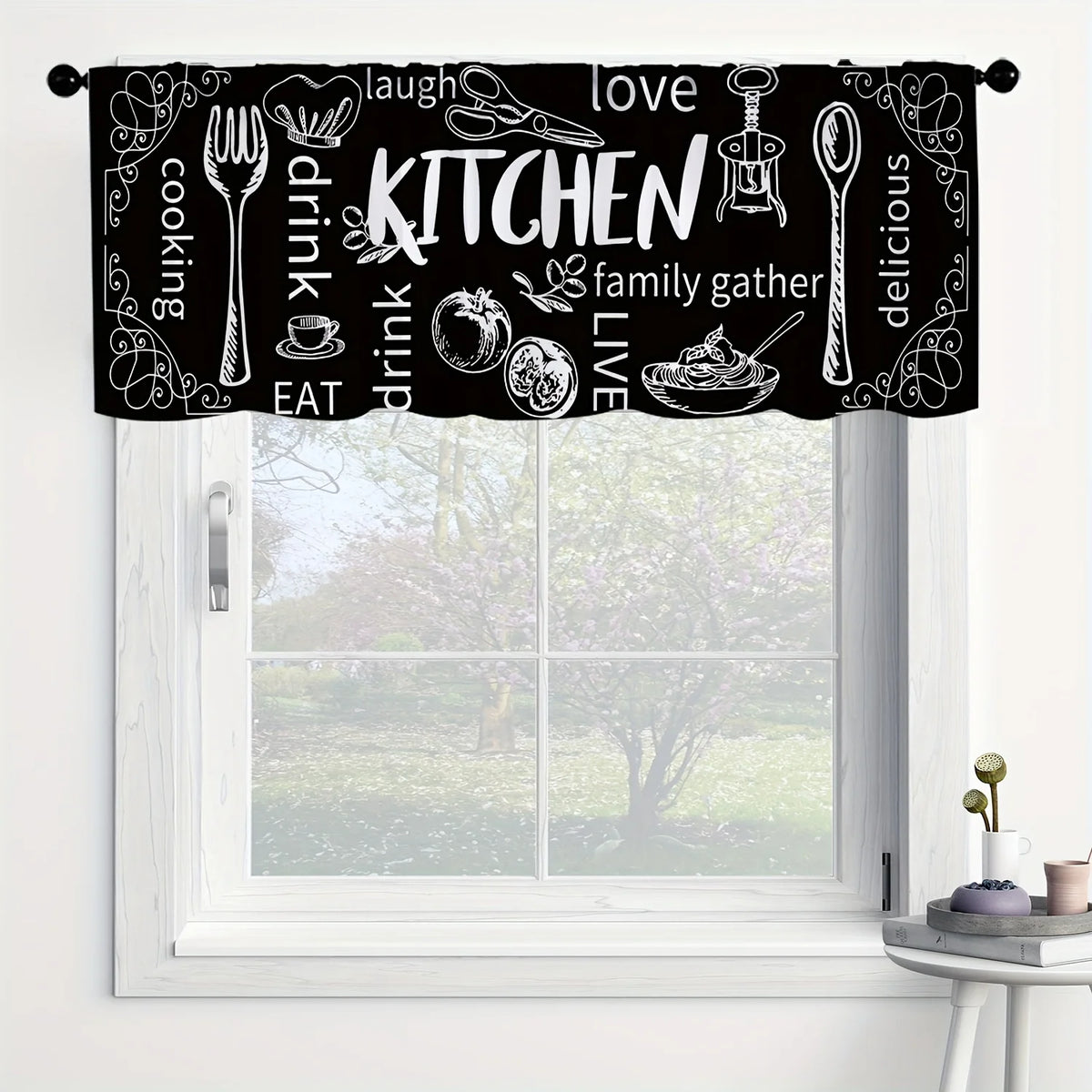 rideau cuisine noir blanc motifs ustensiles vintage semi transparent salon