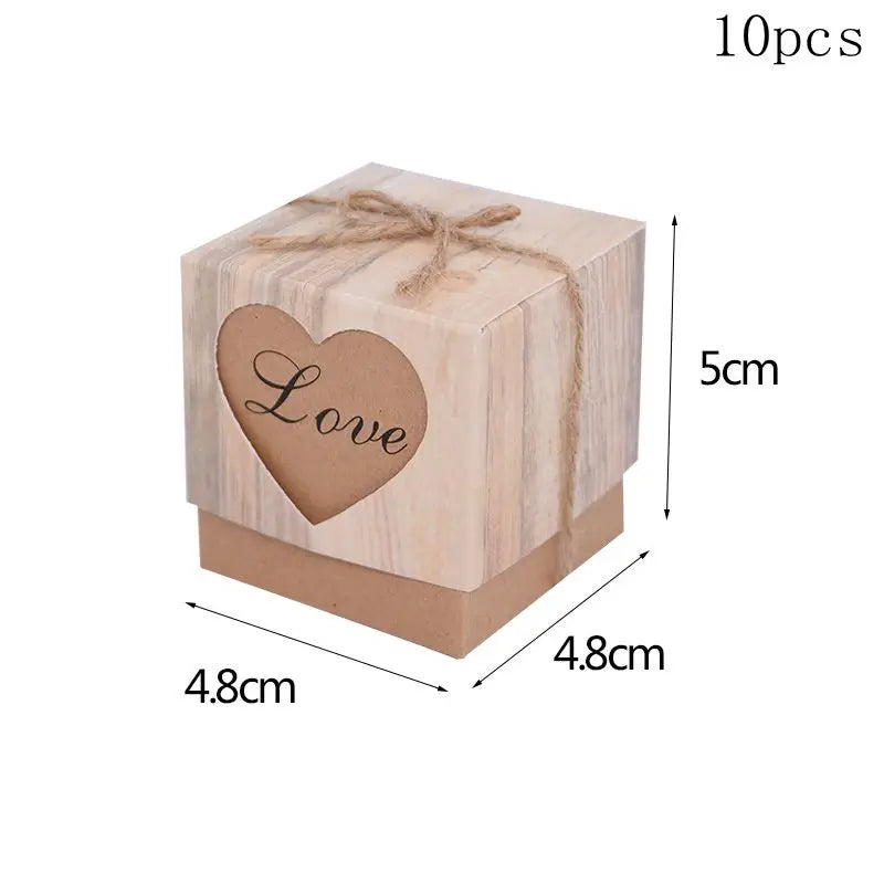 boîtes cadeaux marron clair texture cartonnée vintage ruban coton étagères événements anniversaires noël mariage