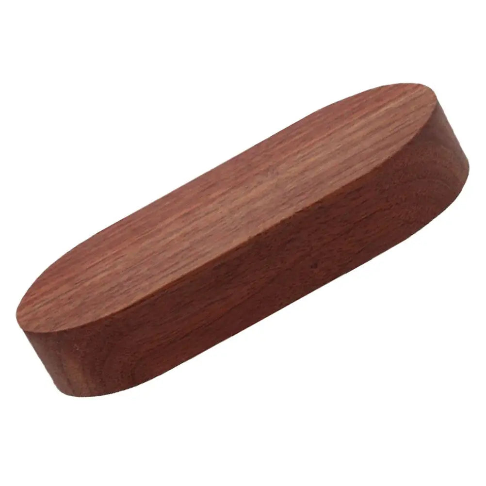 boîte bijoux ovale marron foncé texture bois naturelle minimaliste display base small wood tray