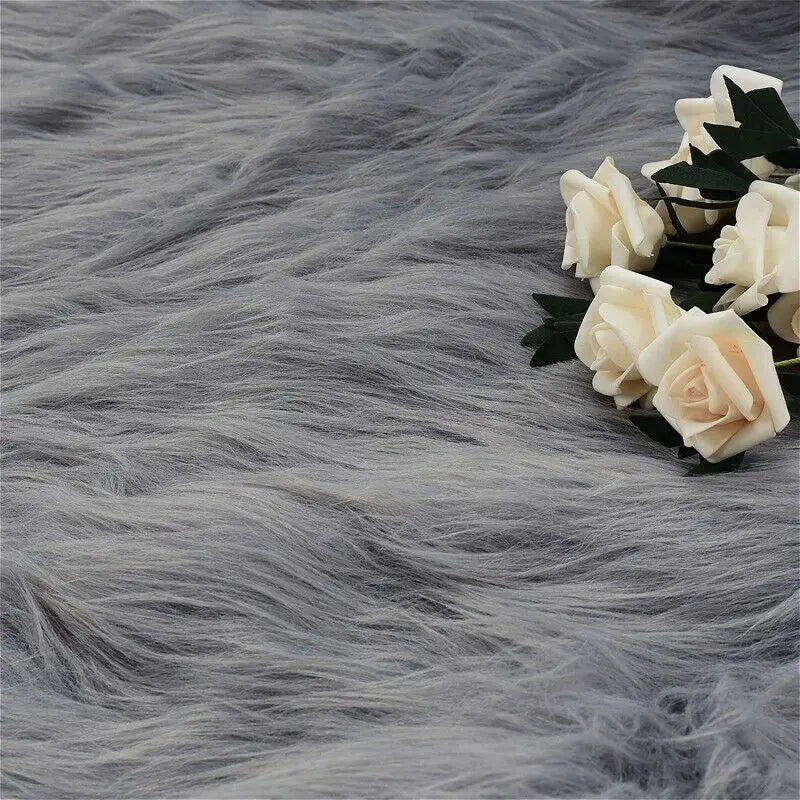 tapis fourrure synthétique blanc rose gris noir moderne résistant clips fixations bricolage photography background