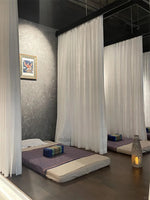 nappes lit massage motifs géométriques couleurs vives tissage traditionnel thaï opaque protection piano vert