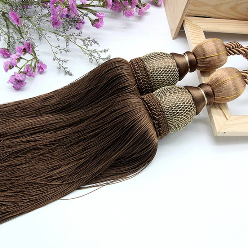 pompon rideau marron clair tissé brodé opaque élégant classique cordons accessoire décoration fenêtre
