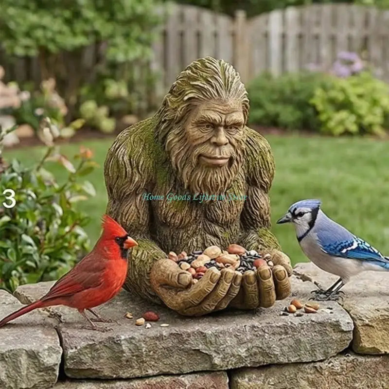 mangeoire oiseaux écureuils sculpture bigfoot gris violet vert mousse détails sculptés crochet suspension naturelijke
