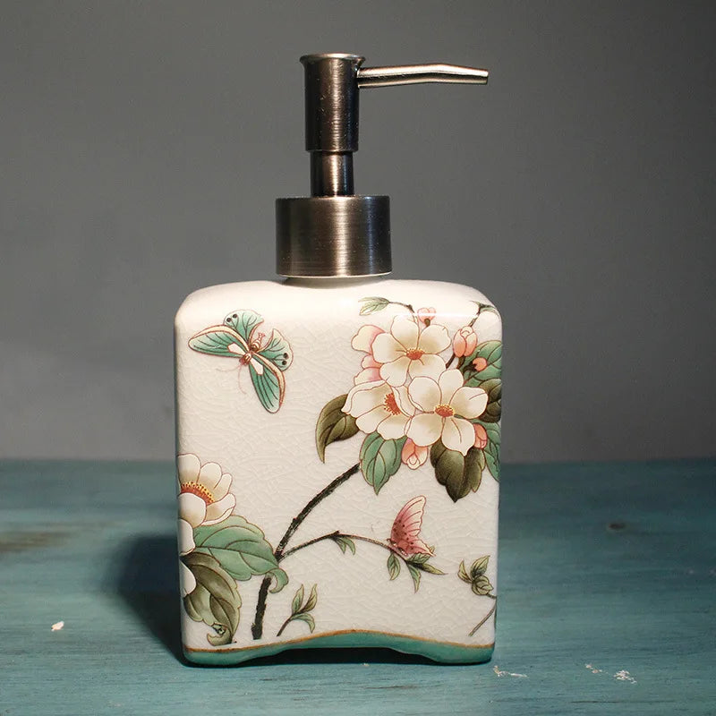 ensemble produits salle bain céramique blanc floral tasses porte savon distributeur savon porte brosse