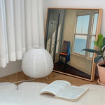 lampe table led moderne blanche papier gaufré chambre décoration intérieure affiches scènes marines