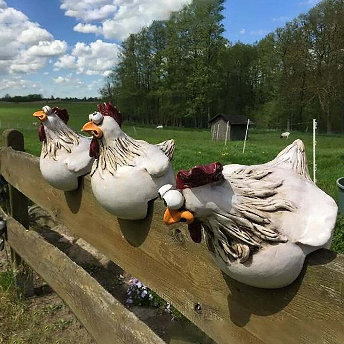 statues décoratives résine poules colorées texturées rustique jardin cour farmhouse