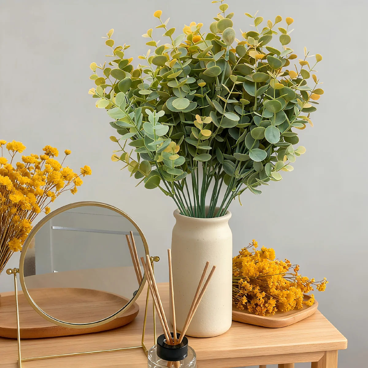 bouquet artificiel eucalyptus feuilles vertes naturel minimaliste sans potintérieur decoration