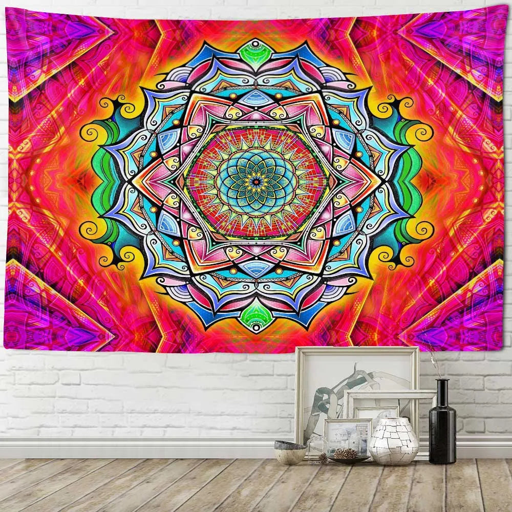 Tenture murale Mandala bohème multicolore sur un mur blanc