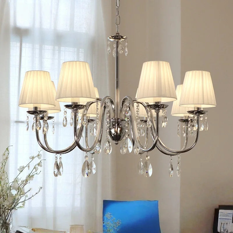 lustre cristal classique argenté abat jour conique cristaux pendus salon salle