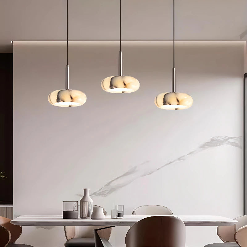 suspension lumineuse marbre moderne blanc noir gris éclairage salon chambre
