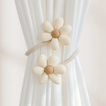 accessoires rideau fleurs texturées attaches ficelles bohème decor maison anneaux boucles tressées rustique