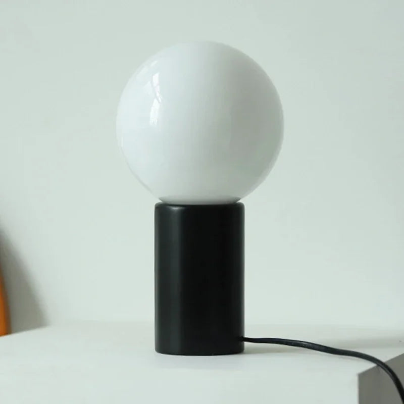 lampe table moderne sphérique spirale métallique blanc chrome