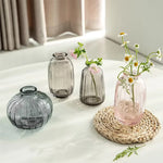 vases transparents moderne rayures verticales fleurs artificielles minimaliste verre deco table salon