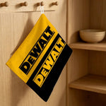 serviette cuisine jaune noir logo dewalt étoiles dorées séchage rapide pratique moderne