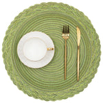 serviettes table rondes modernes vert clair tissées fils transparents respectueux environnement decoration table assises