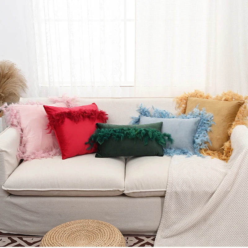 coussin décoratif carré velours pompon plumes patchwork moderne intérieur salon chambre taille 45x45cm