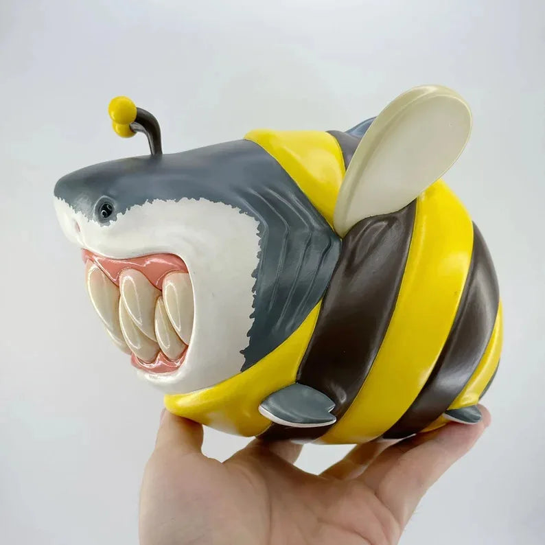 figurine requin résine gris blanche orange stylisée humoristique maison salon
