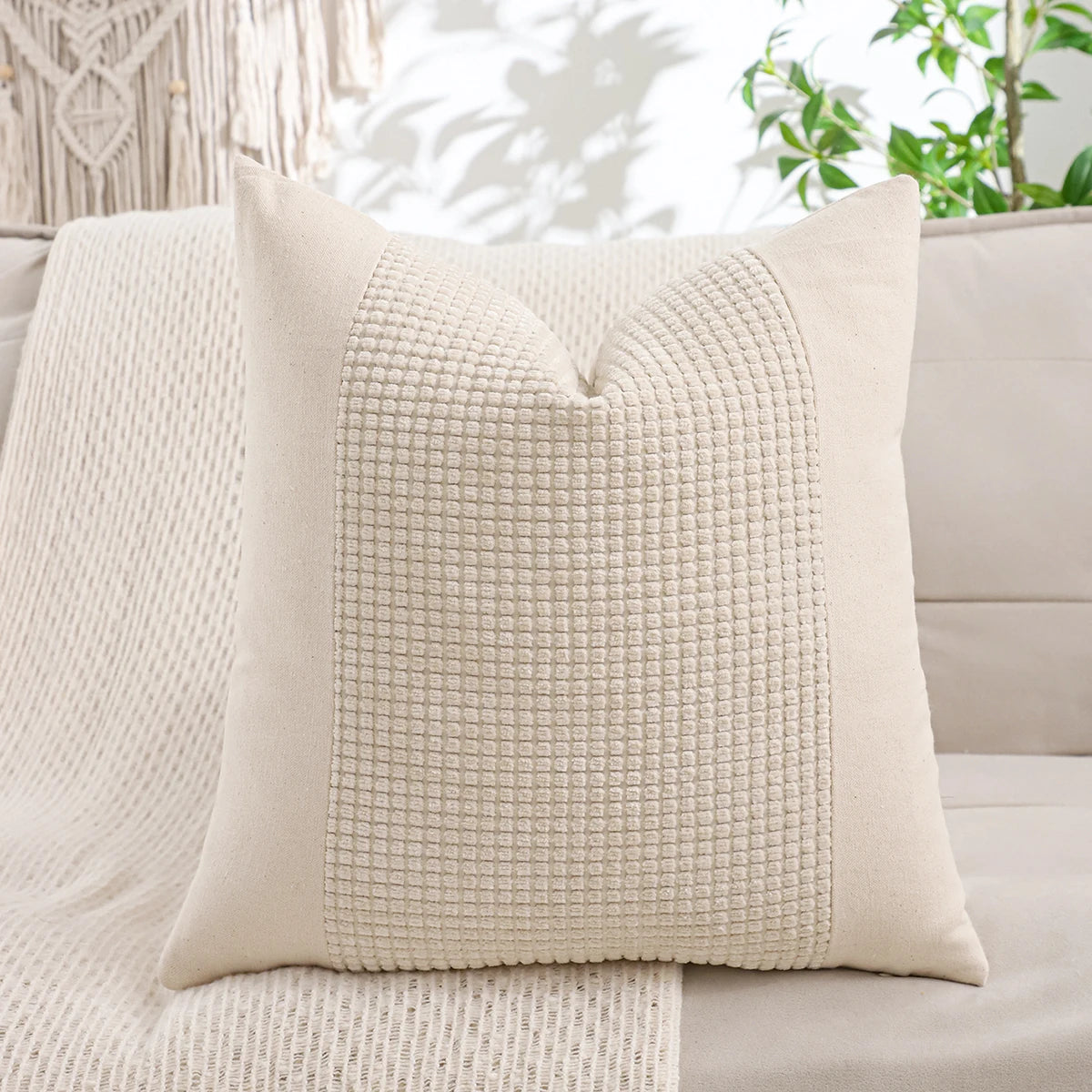 housse coussin patchwork polyester moderne beige clair motif carrés décoration intérieur voiture
