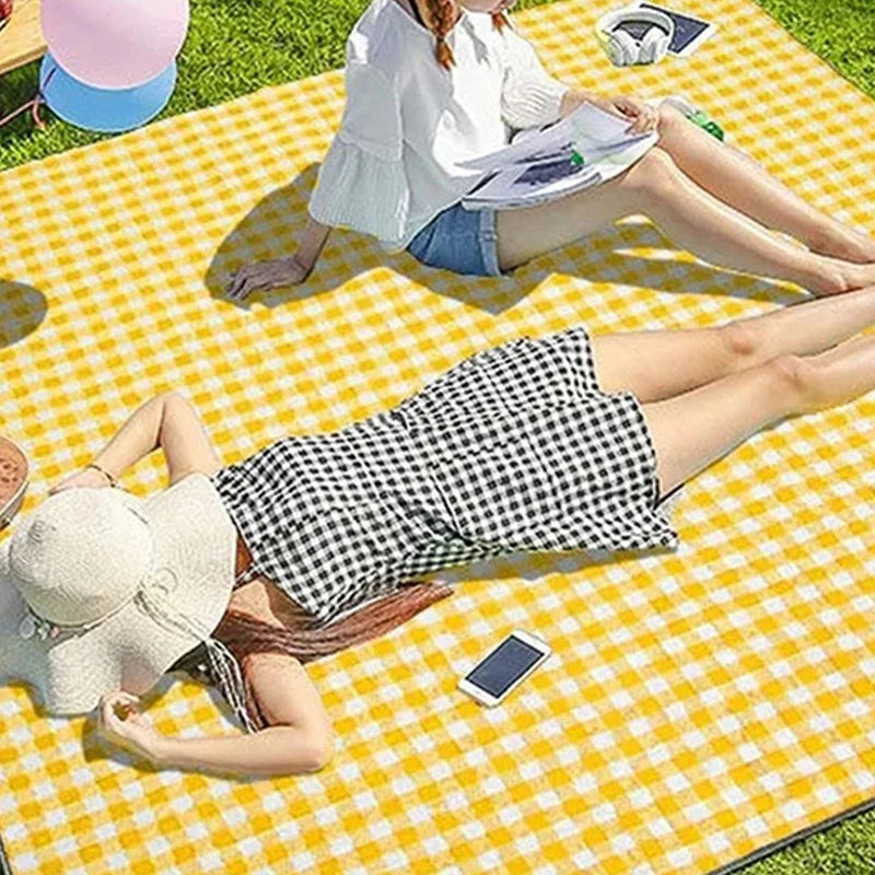 serviette pique nique carreaux vert clair blanc résistante l'eau facile nettoyer pratique simple camping