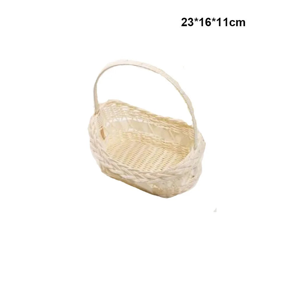 paniers tressés imitation rotin ornements dentelle rubans mariage rustique beige clair empilables utilisation multiple