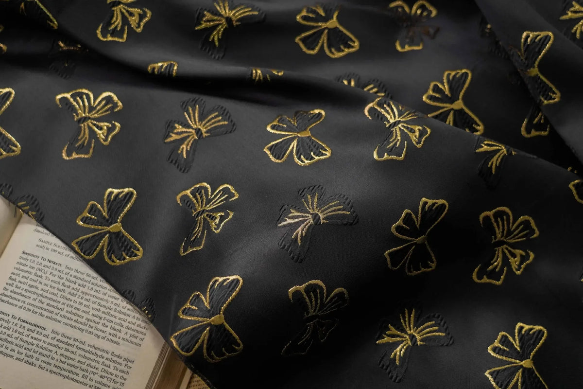 tissu polyester rose clair papillons doré noir moderne élégant coudre bricolage respectueux environnement Jacquard