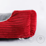 lit chien confortable velours côtelé gris rouge rayures verticales douillet hiver taille multiple lavage