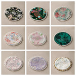 coasters brodés fleurs blanches coton opaques diverses couleurs traditionnels table