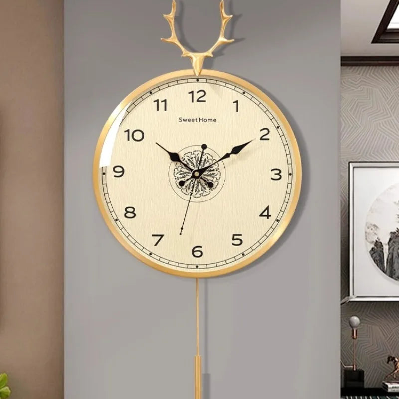 horloge murale moderne ornementale aiguille bois florale salon intérieur