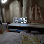 horloge digitale led moderne horaire date minimaliste cubique chiffres imposants
