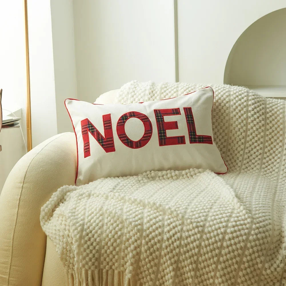 housses coussin décoratives noël motif tartan brodé rouge blanc traditionnel décoration intérieure