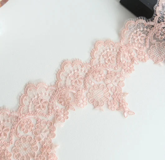 tissu dentelle fleur paillettes blanc rose beige vert mariage translucent brodé polyester 11.5cm