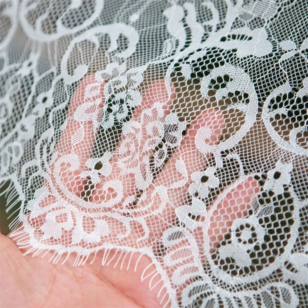 nappe table broderie florale blanc classique fête pâques semi transparente rectangle utilisation quotidienne