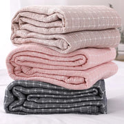 couverture lit été plaid carreaux rose beige gris douillet maison minimaliste