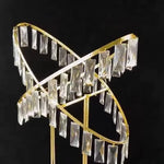 décoration intérieure moderne or argent cristaux transparents structure métallique sculpturale luxe