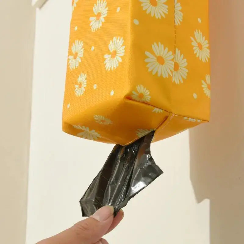 poches murales sacs chien motifs fleurs marguerites rose bleu jaune noir decorative chambre