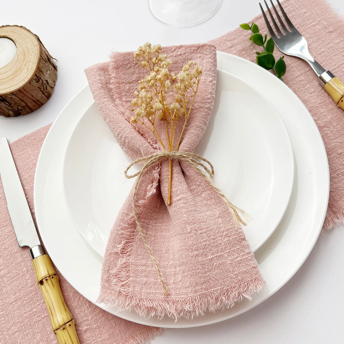 serviettes table coton rose pâle rustique franges ruban fleurs séchées