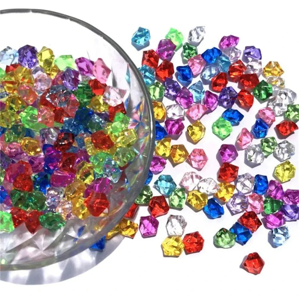 pierres décoratives transparentes multicolores facettées brillantes modernes fêtes mariages vases artisanat maison
