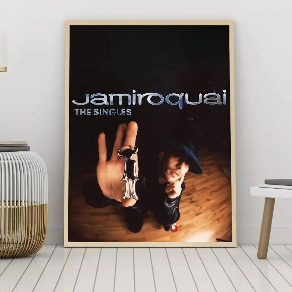 affiche moderne jamiroquai noir jaune blanche silhouette personnage minimaliste papier opaque chambre bar