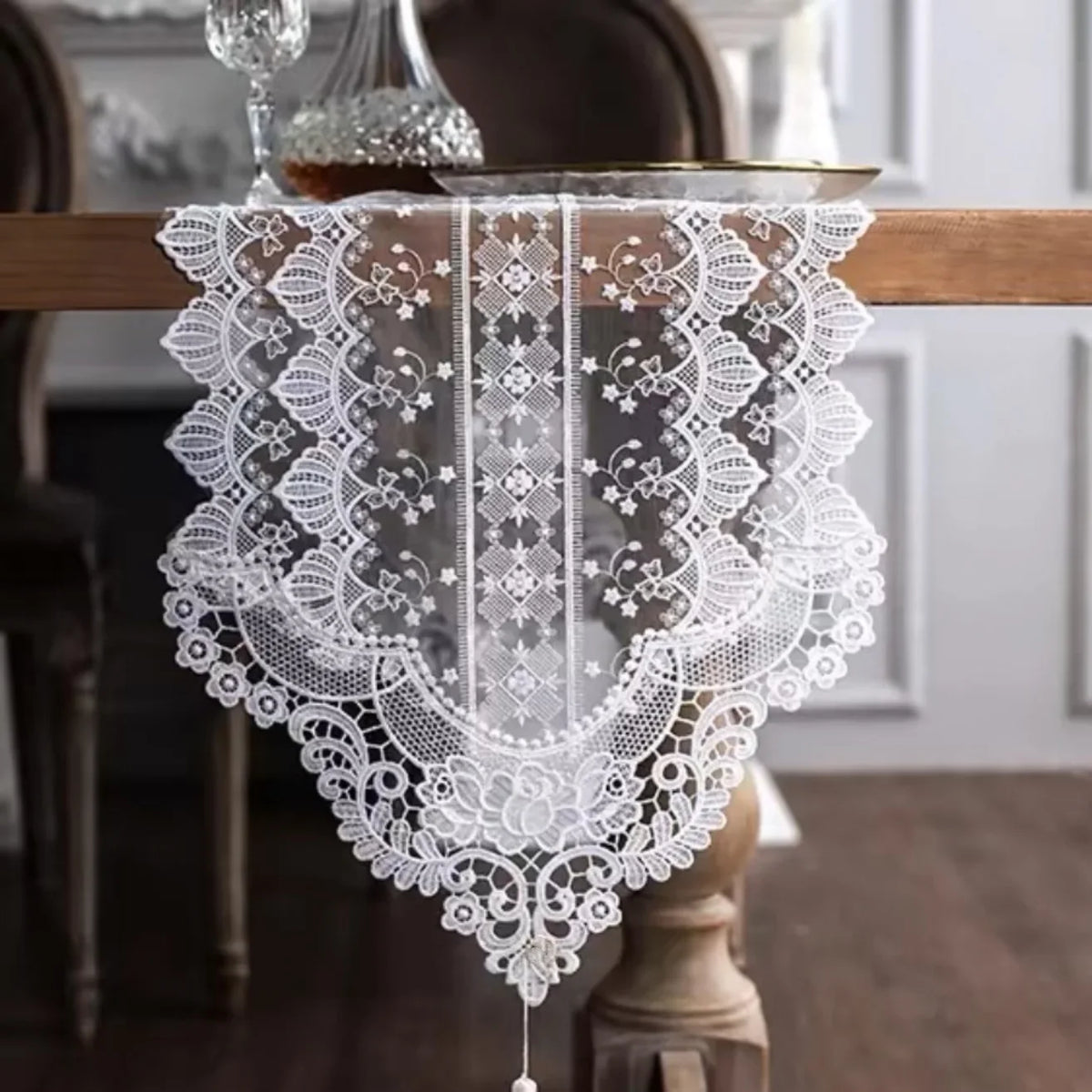 table chevet dentelle blanche motif floral transparent vintage 35x120cm echangetablehoteldecoratifchampetre