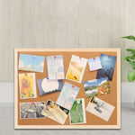panneau affichage liège cadre bois couleur beige claire minimaliste décoratif trou accroche photo note