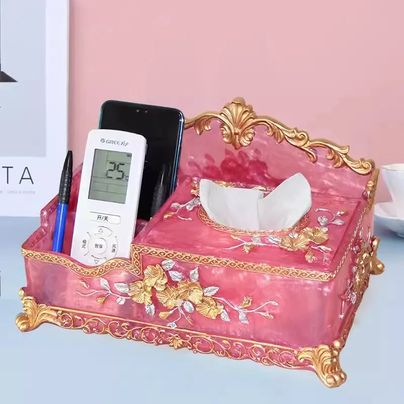 boîte mouchoirs baroque or ornements roses fleurs blanches smartphone parfum télécommande translucent