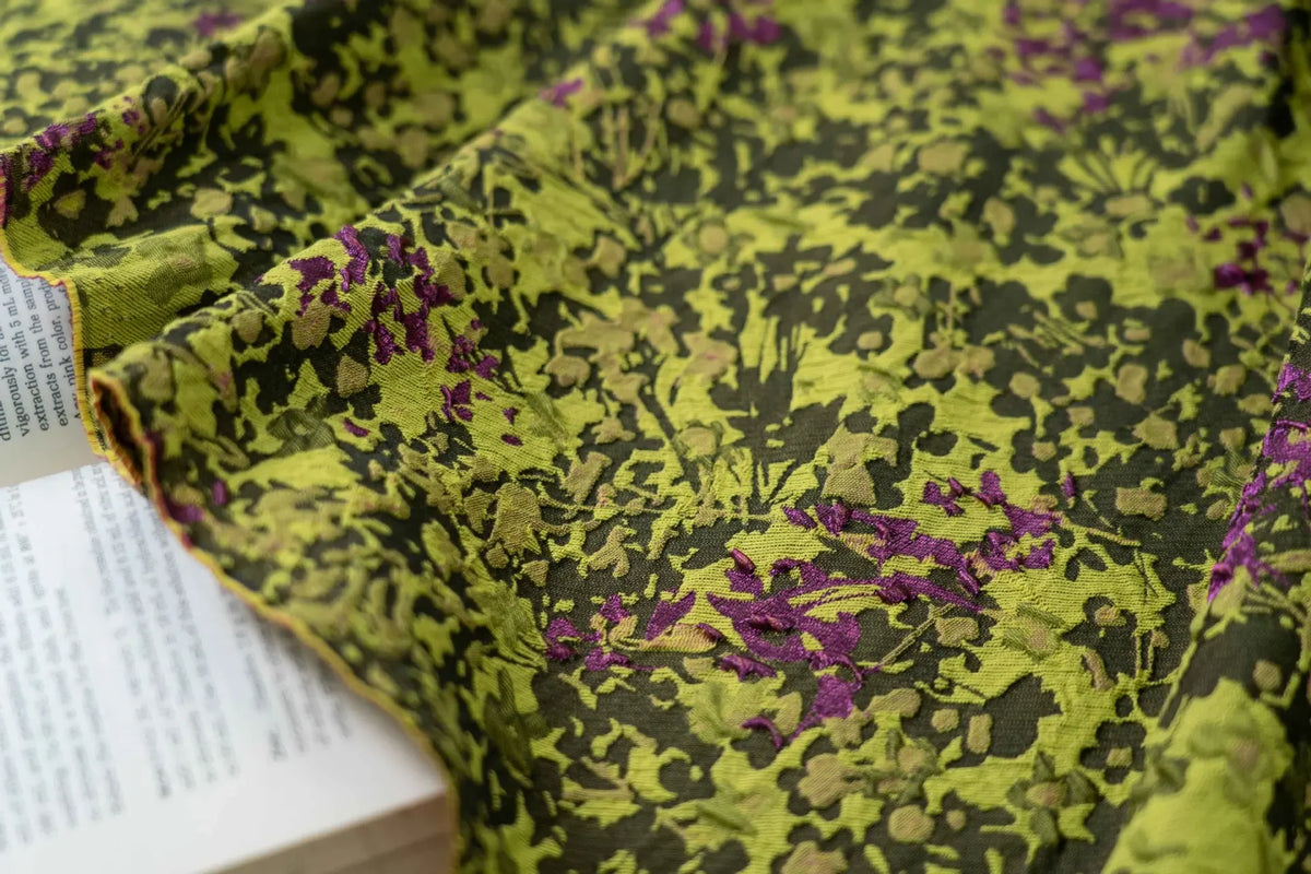 tissu bohème floral vert noir violet polyester texturé motifs végétaux robe jupe sac main