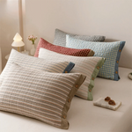 housse coussin rectangulaire coton polyester carreaux rayures bleu clair rouge gris clair moderne fixation