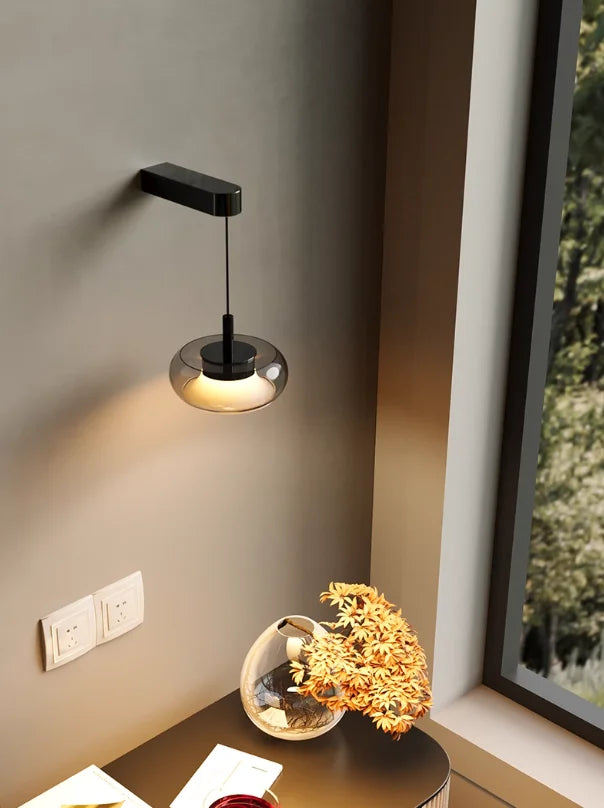 applique murale moderne minimaliste argentée fixée mur lumière blanche chaude verre doré